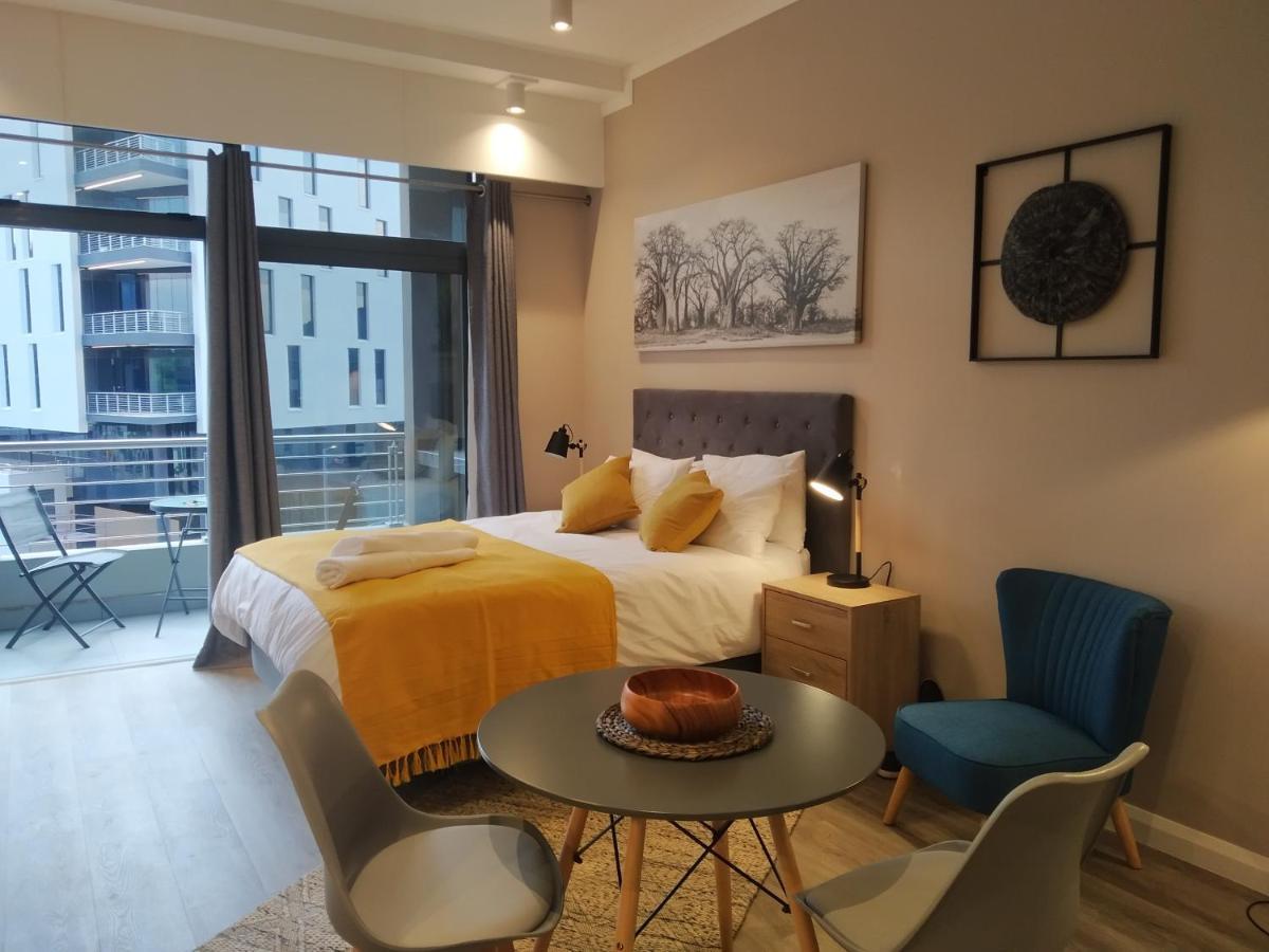 Menlyn Apartment - Studio Pretoria-Noord 外观 照片